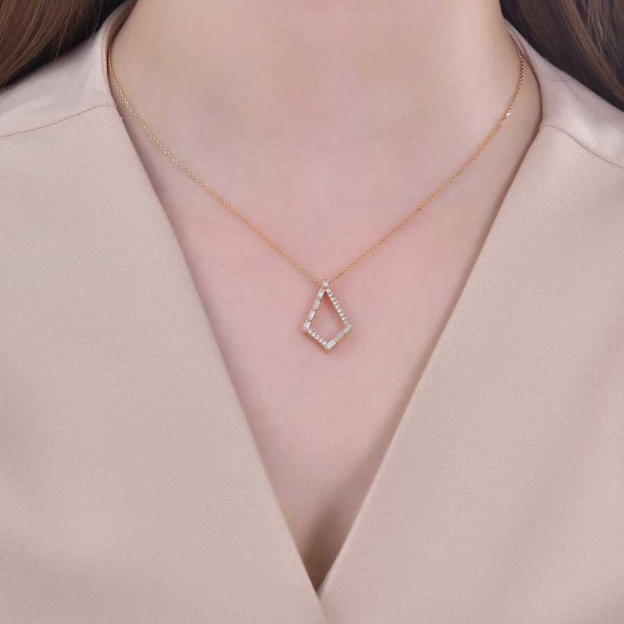 0,34 Carat Diamond Baguette Necklace