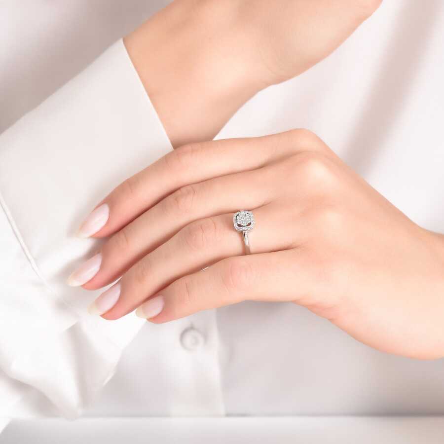 0,19 Carat Diamond Trend Ring