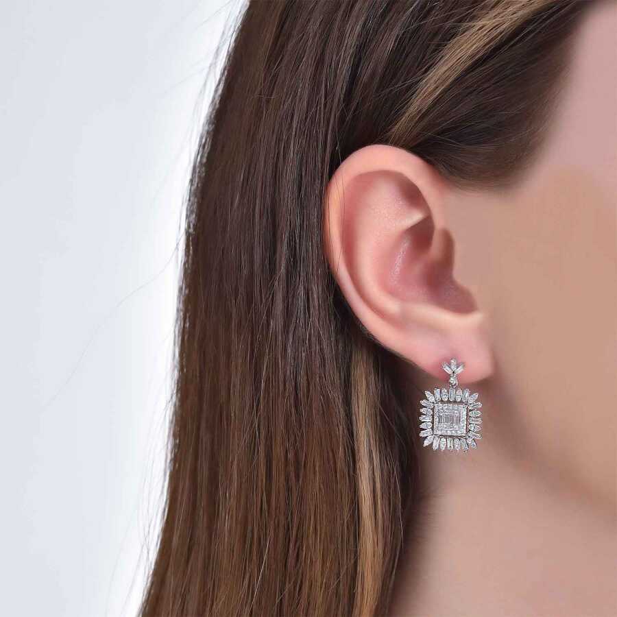 1,20 Carat Diamond Baguette Earrings