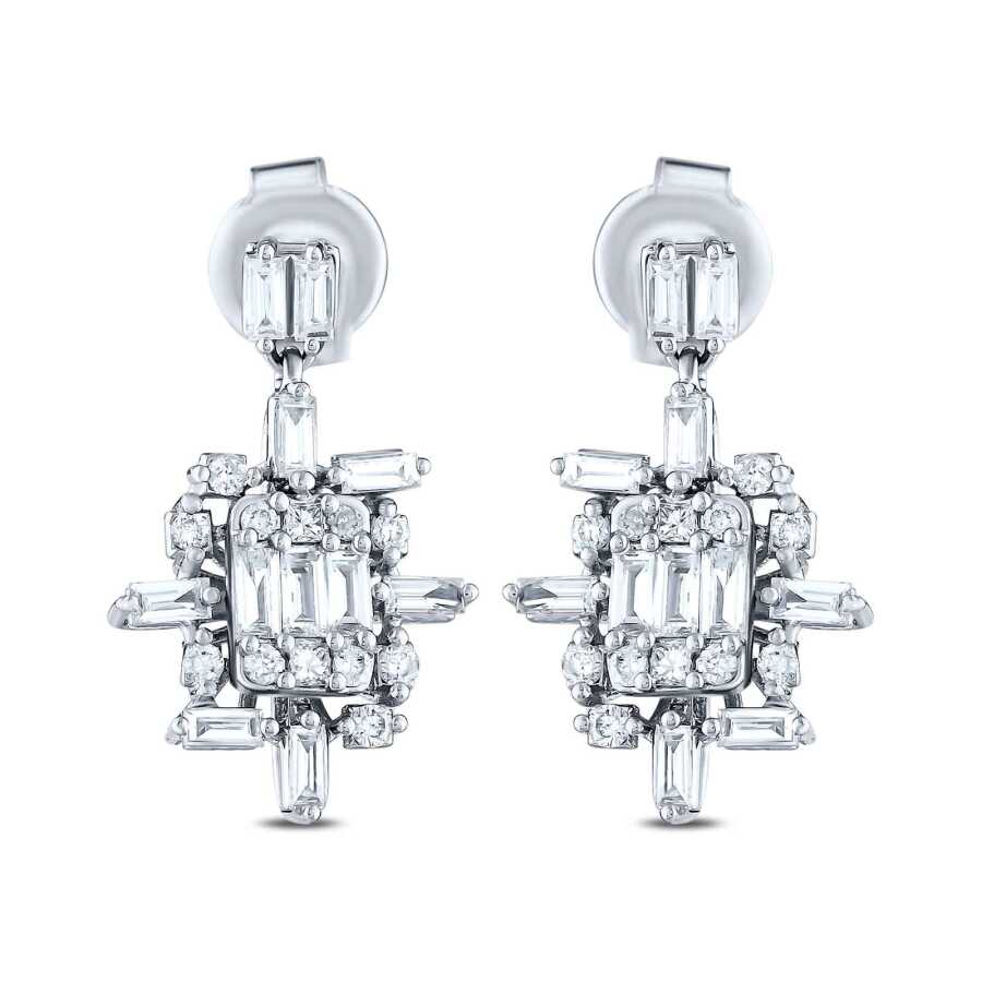 0,57 Carat Diamond Baguette Earrings