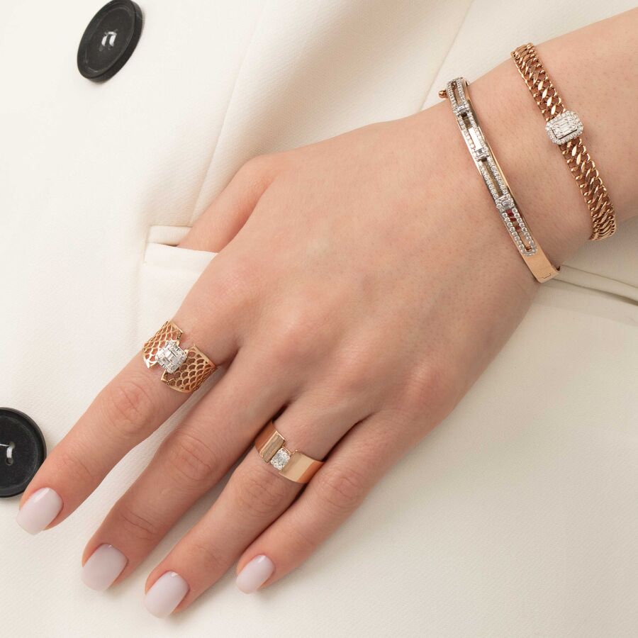 0,27 Carat Diamond Baguette Ring