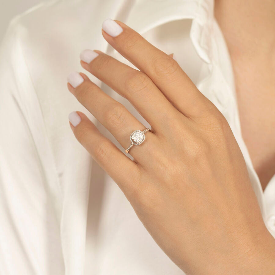 0,21 Carat Diamond Effect Stone Ring