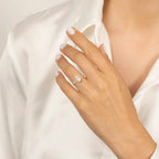 1,15 Carat Diamond Oval Solitaire Engagement Ring