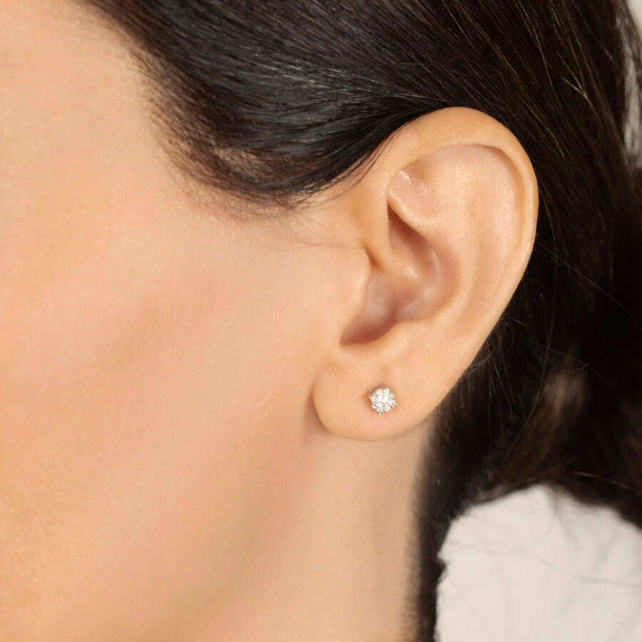 0,16 Carat Diamond Solitaire Earrings