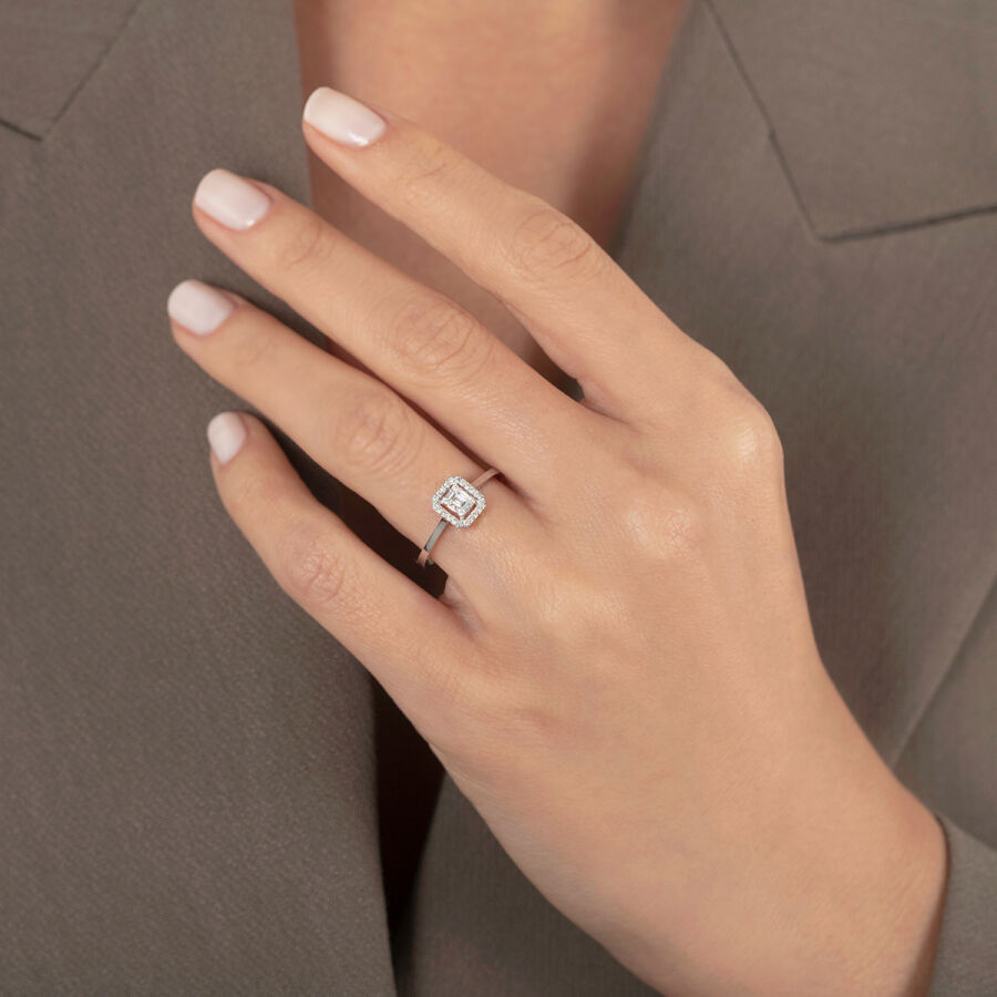 0,19 Carat Diamond Baguette Ring