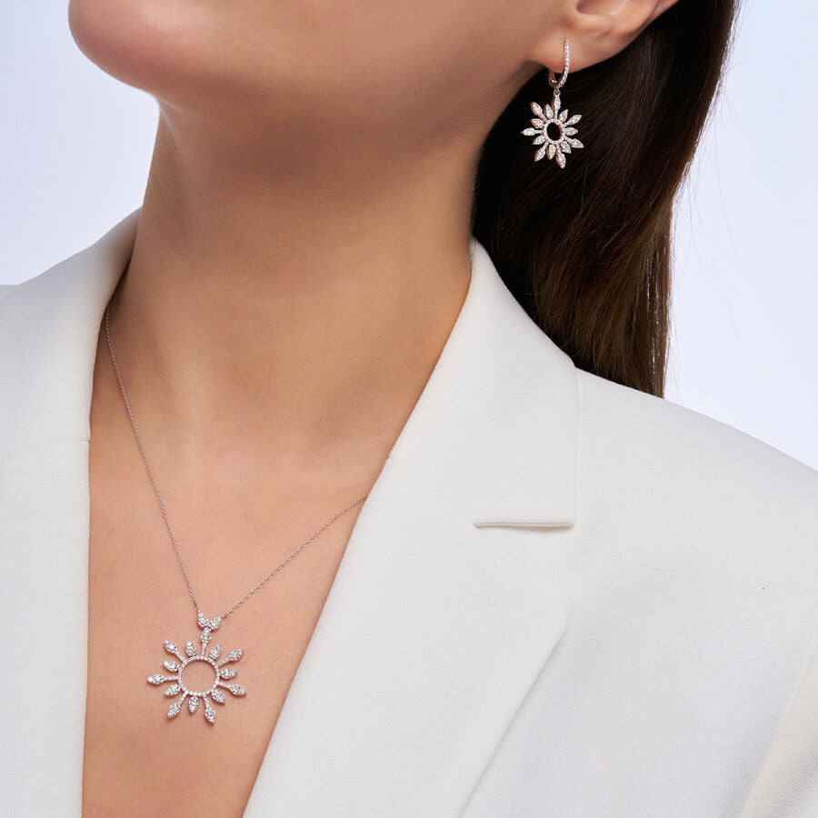 0,86 Carat Diamond Aurora Necklace