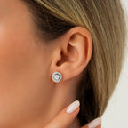 0.53 Carat Diamond Round Detailed Earring