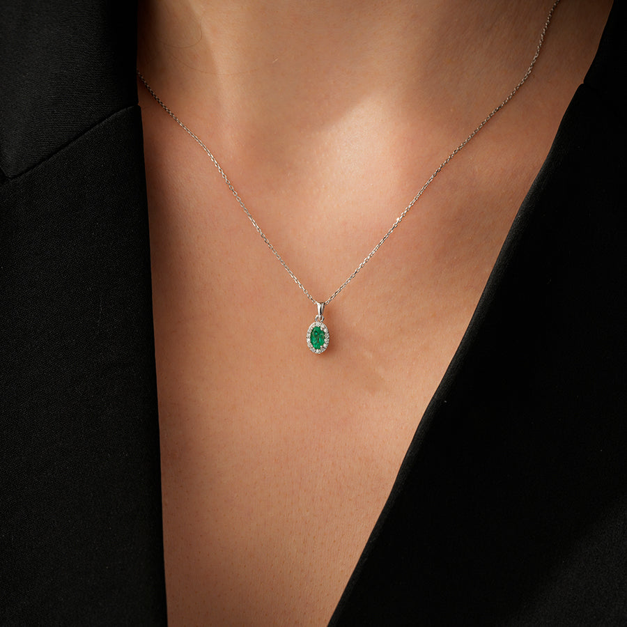 0.31 Carat Diamond Emerald Oval Necklace