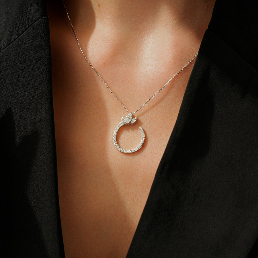 0.54 Carat Diamond Round Detailed Necklace