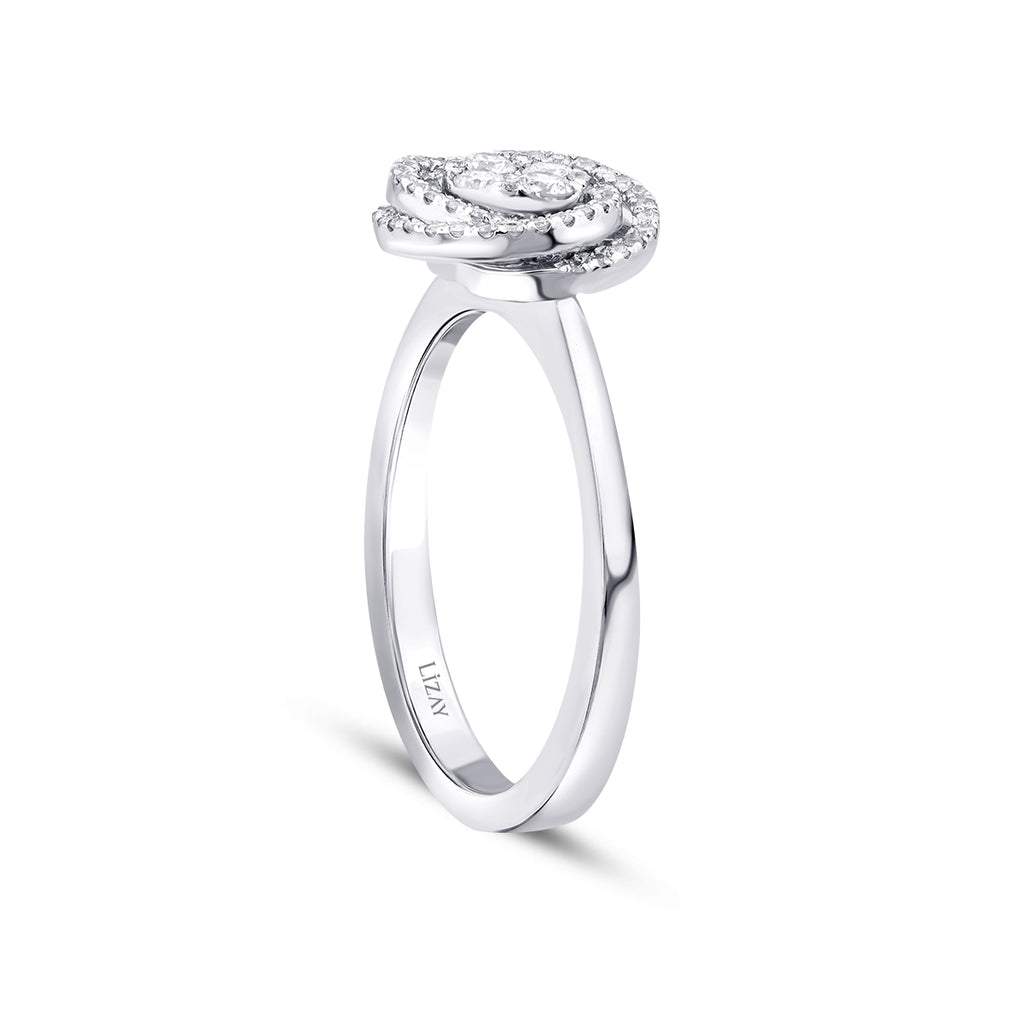 0.28 Carat Diamond Round Detailed Ring