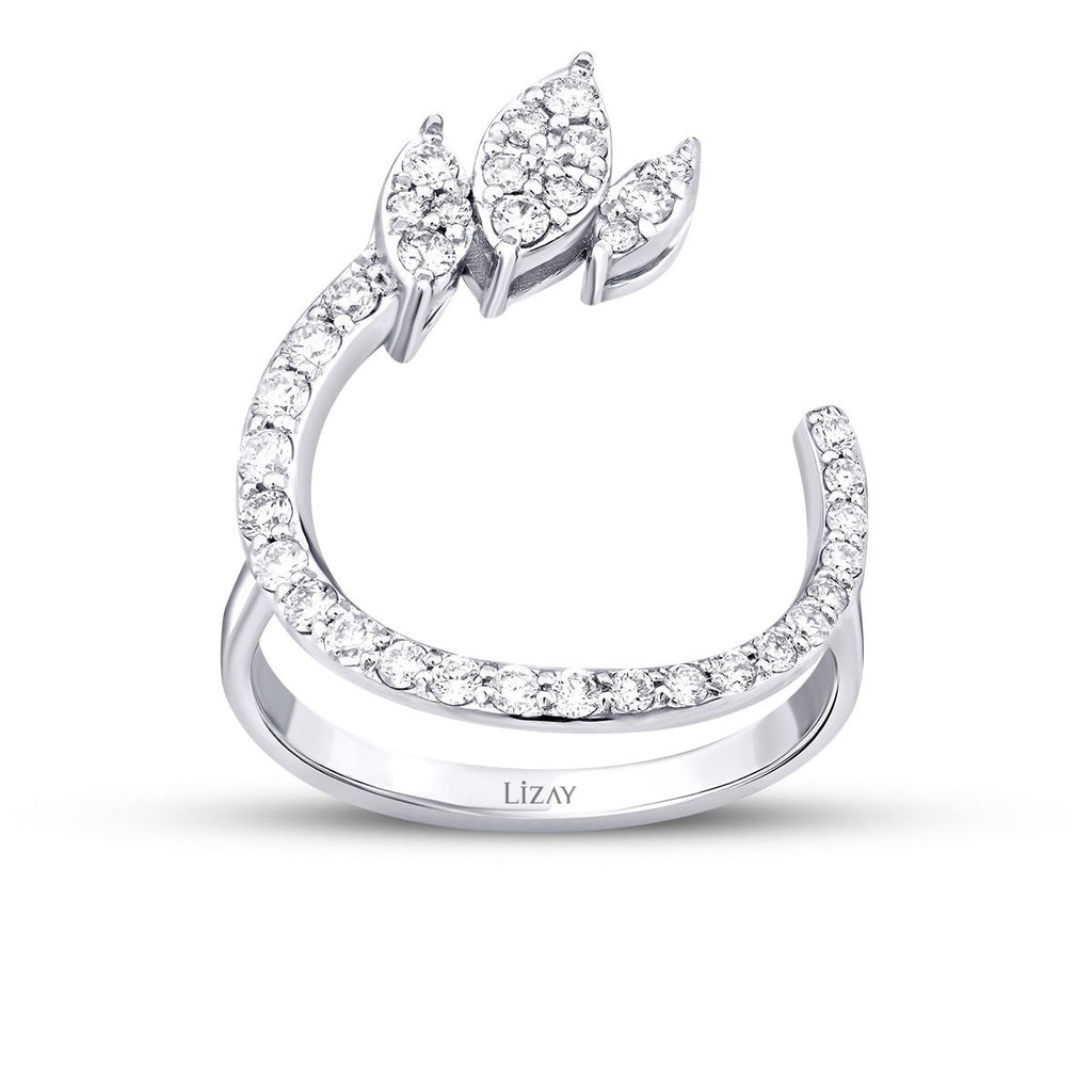 0.52 Carat Diamond Round Detailed Ring
