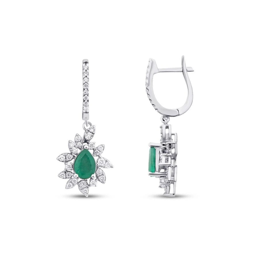 3.91 Carat Diamond Emerald Set