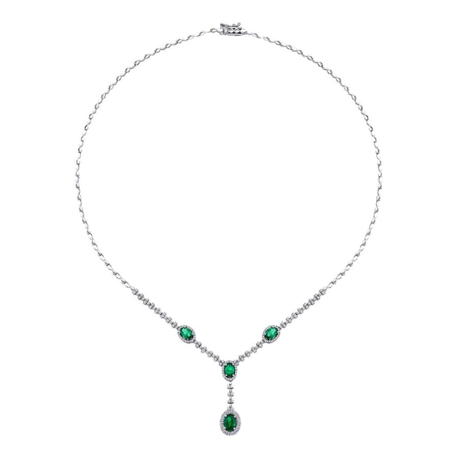 2.84 Carat Diamond Emerald Neckband
