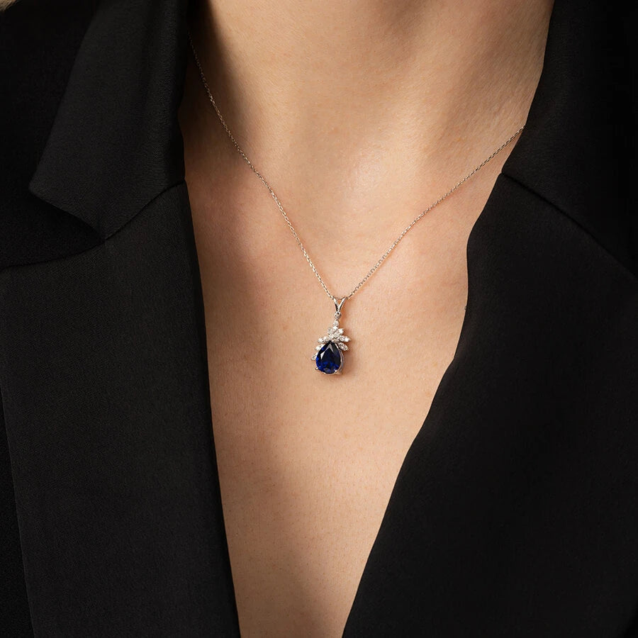 8.69 Carat Diamond Sapphire Set
