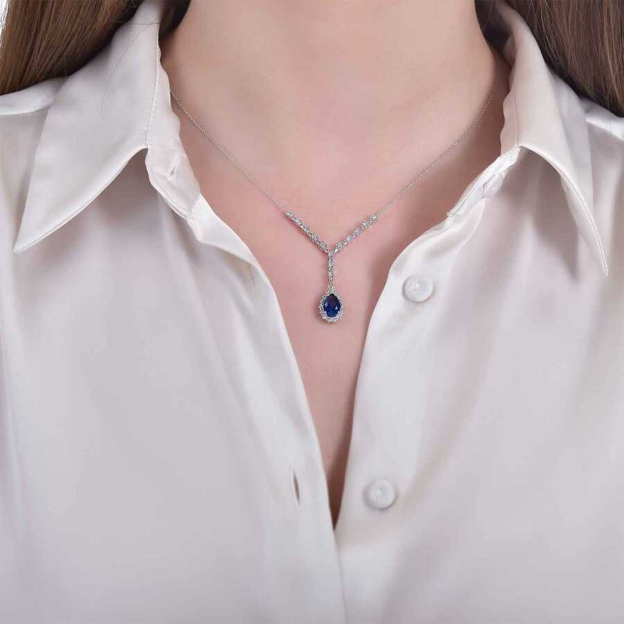 7.31 Carat Diamond Pear Sapphire Set