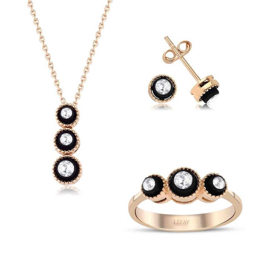 0.26 Carat Diamond Three Stone Diamond Set