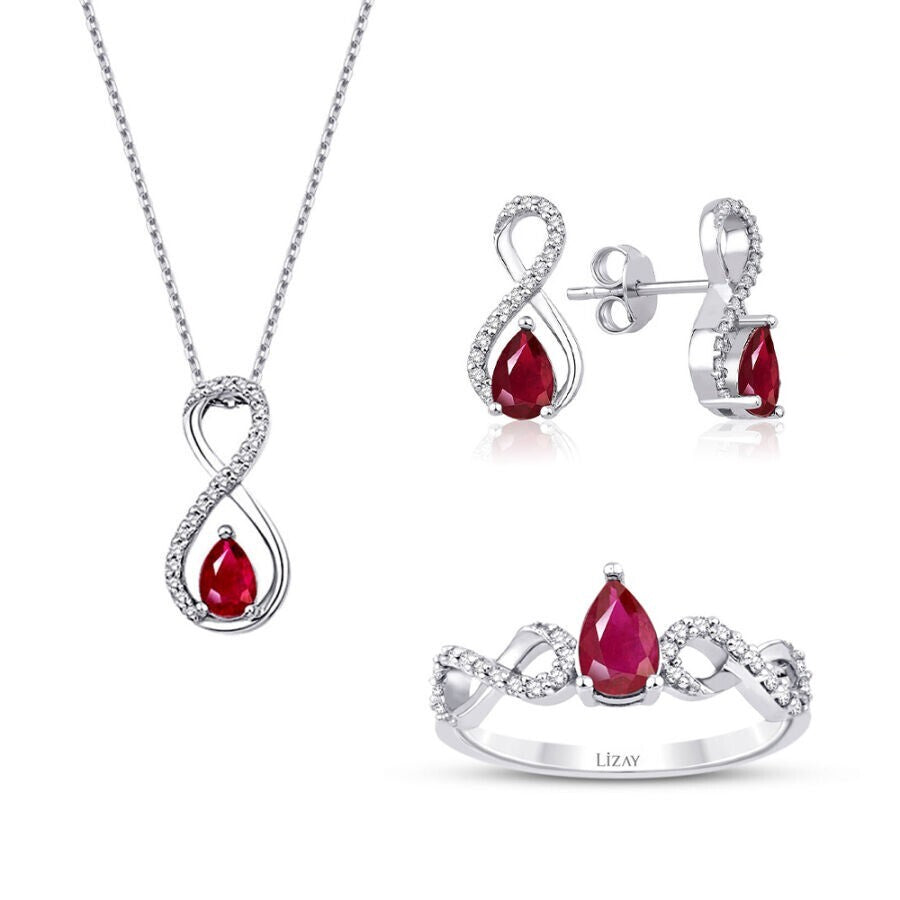 2.72 Carat Diamond Pear Ruby Set